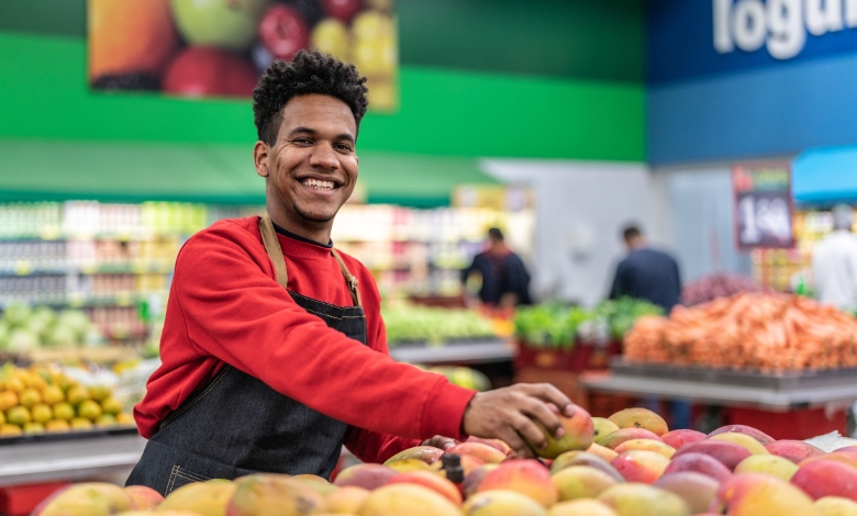 how should food workers deter pests from outdoor dumpsters