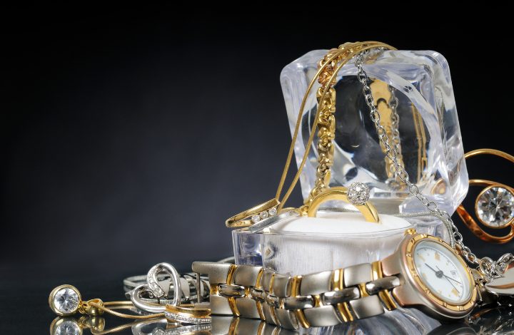 What Is the Morellato S5601 Necklace? A Personal Journey