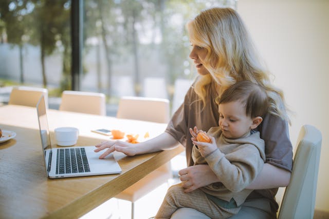 netflix reportedly scaling back its unlimited parental leave policy
